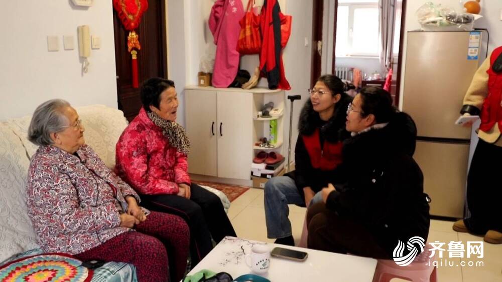 信号传温情 公益午餐暖人心爱游戏爱体育平原县：窗帘(图4)