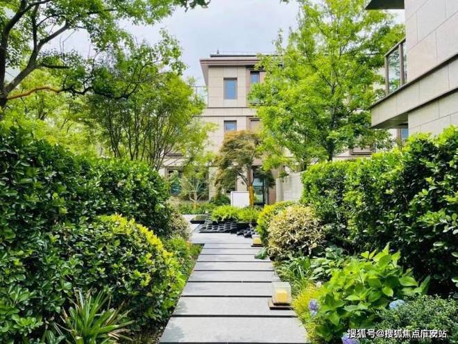 处发布：尼德兰半岛以品质铸就传奇!爱游戏平台聚焦尼德兰半岛别墅售楼(图15)